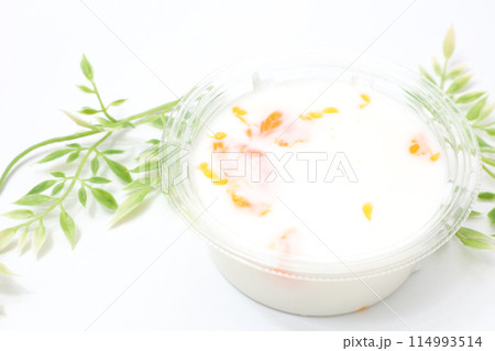 寒天、牛乳、デザート、牛乳寒天、ミカン、コンビニデザート、乳製品、みかん、果物、食べ物、ミルク 114993514