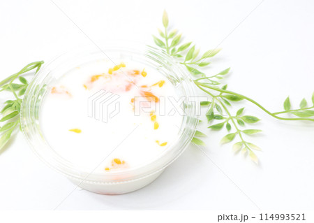 寒天、牛乳、デザート、牛乳寒天、ミカン、コンビニデザート、乳製品、みかん、果物、食べ物、ミルク 114993521