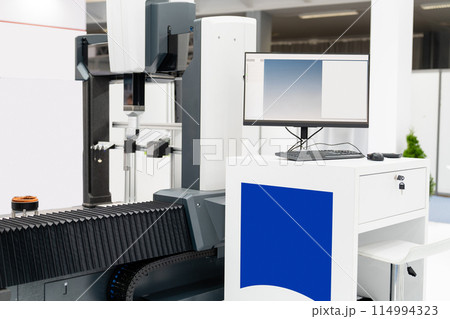 Optic machine for precise measurement of part size and quality evaluation. Smart factory Optic machine for precise measurement of part size and quality evaluation. Smart factory 114994323