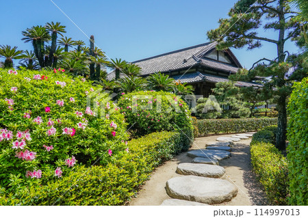 高松城の披雲閣庭園（香川県高松市） 114997013