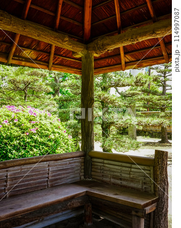 高松城の披雲閣庭園（香川県高松市） 114997087