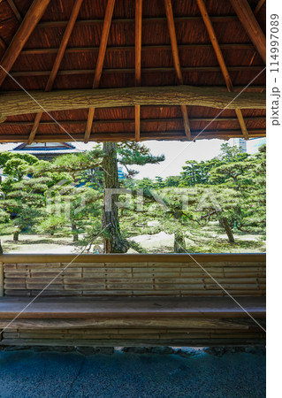 高松城の披雲閣庭園(香川県高松市) 高松城の披雲閣庭園(香川県高松市) 114997089