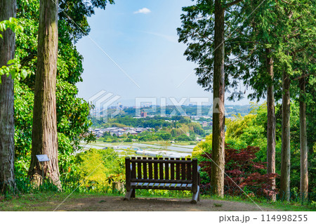 レッドヒル ヒーサーの森、緑美しい里山庭園〈三重県津市〉 114998255