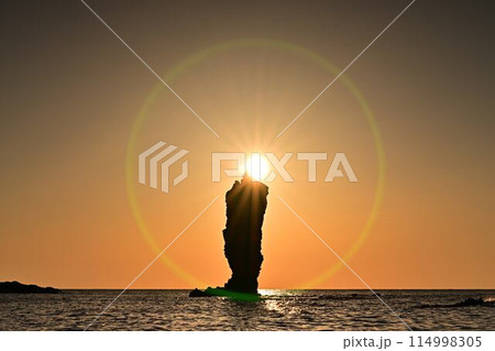 海に沈む夕日 海に沈む夕日 114998305