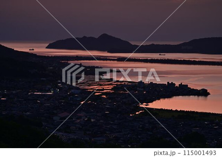 大内峠一字観公園からの朝焼け 大内峠一字観公園からの朝焼け 115001493