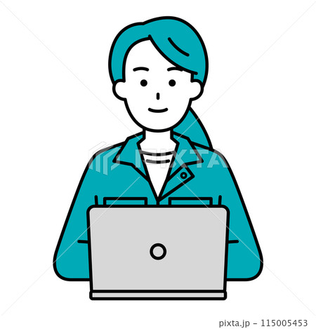 ノートパソコンで仕事をしている作業員の女性 115005453