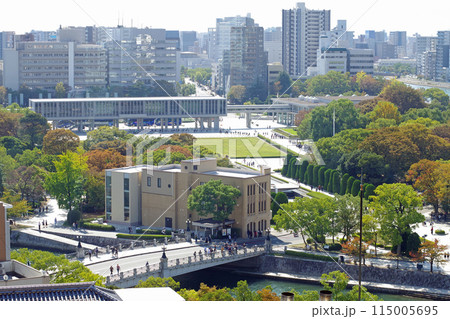 おりずるタワーから眺めた平和公園初秋の景色 115005695