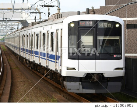 東急5050系4000番台4105Fenjoy! WEST 東海道・山陽新幹線ラッピングトレイン 115008905