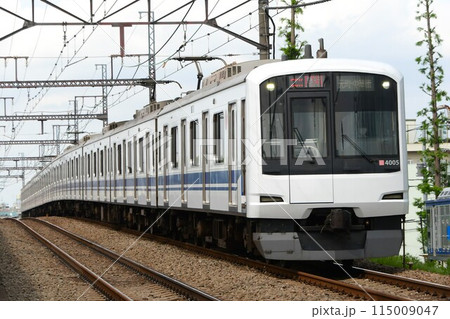 東急5050系4000番台4105F　enjoy! WEST 東海道・山陽新幹線ラッピングトレイン 115009047