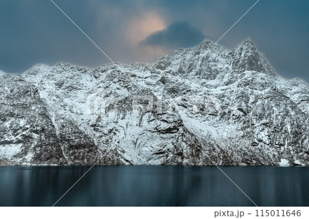 Landscape at the beginning of winter in Gullesfjorden, Lofoten Islands, Norway 115011646