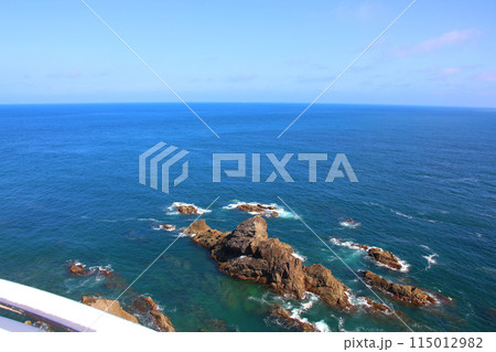大王崎灯台　大王崎　灯台　三重県大王町　八満さん公園　伊勢湾　太平洋　県営波切漁港　波切九鬼城址 115012982