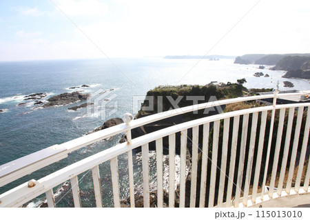 大王崎灯台　大王崎　灯台　三重県大王町　八満さん公園　伊勢湾　太平洋　県営波切漁港　波切九鬼城址 115013010