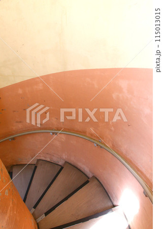 大王崎灯台　大王崎　灯台　三重県大王町　八満さん公園　伊勢湾　太平洋　県営波切漁港　波切九鬼城址 115013015