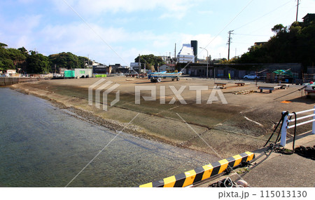 大王崎灯台　大王崎　灯台　三重県大王町　八満さん公園　伊勢湾　太平洋　県営波切漁港　波切九鬼城址　 115013130