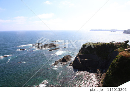 大王崎灯台　大王崎　灯台　三重県大王町　八満さん公園　伊勢湾　太平洋　県営波切漁港　波切九鬼城址　 115013201
