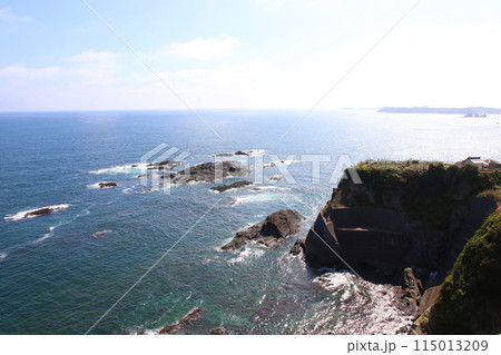 大王崎灯台　大王崎　灯台　三重県大王町　八満さん公園　伊勢湾　太平洋　県営波切漁港　波切九鬼城址　 115013209