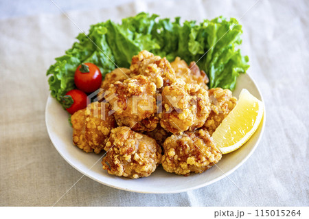 鶏のから揚げ 115015264