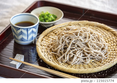 ざるそば　盛りそば 115015774