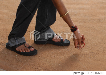 Male Model Hand Closeup Male Model Hand Closeup 115016606