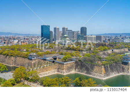【都市風景】春の大阪城公園とOBPのビル群【大阪城天守閣】 115017404