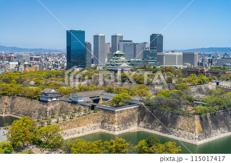 【都市風景】春の大阪城公園とOBPのビル群【大阪城天守閣】 115017417