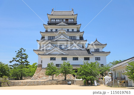 福山城の天守閣 115019763