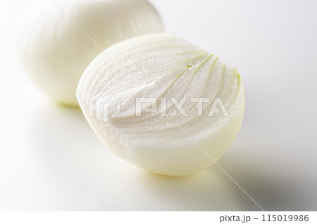 カットした玉ねぎ 115019986