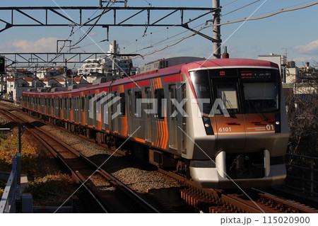 通勤電車 東急大井町線6000系 通勤電車 東急大井町線6000系 115020900