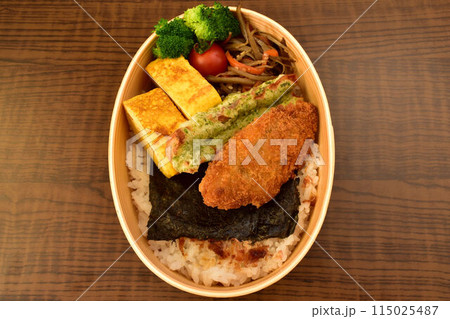 わっぱ弁当ののり弁 わっぱ弁当ののり弁 115025487