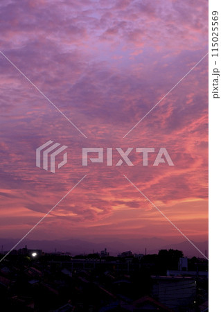 真っ赤な夕焼け 真っ赤な夕焼け 115025569