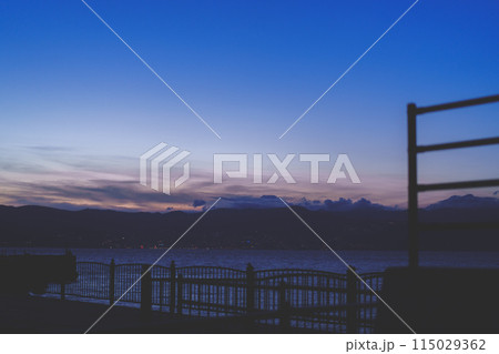 初島の美しい海 115029362