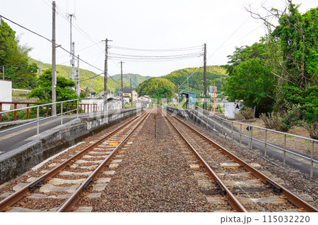 双岩駅(JR四国・予讃線) 双岩駅(JR四国・予讃線) 115032220