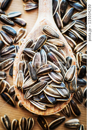 sunflower seeds sunflower seeds 115034250