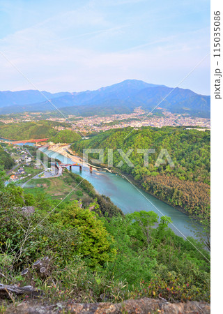 《岐阜県》中津川市　苗木城跡からの風景 115035086