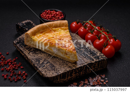 Delicious quiche with broccoli, chicken or salmon and cheese 115037997