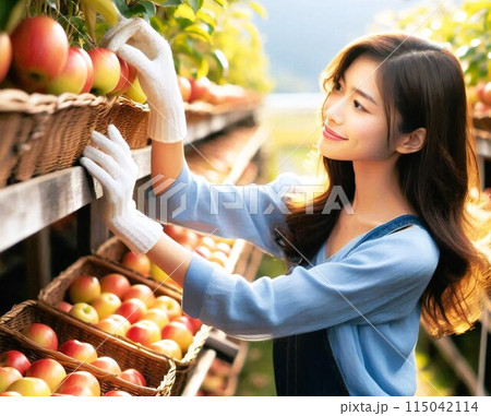 農作業をする女性 115042114