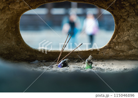 【神奈川県】鎌倉の本覚寺にある香炉 115046896