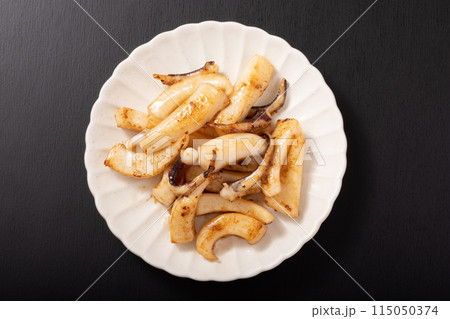 イカのバター醤油焼き（甲イカ） 115050374