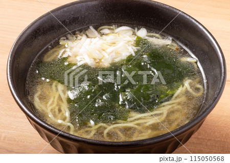 わかめラーメン　（わかめ練り込み麺） 115050568