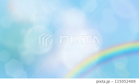 水色の背景と虹のイメージ素材 115052489