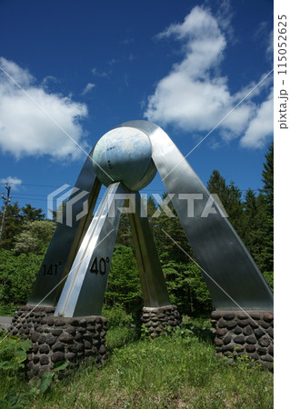 岩手県八幡平市経緯度交会点モニュメントポイントゼロ北緯40度東経141度 岩手県八幡平市経緯度交会点モニュメントポイントゼロ北緯40度東経141度 115052625