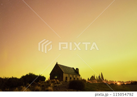 20240511 - Aurora above the church, Tekapo-3 115054792