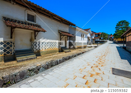 島根県　雲南市　吉田の町並み 115059382