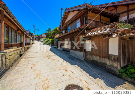 島根県　雲南市　吉田の町並み 115059385