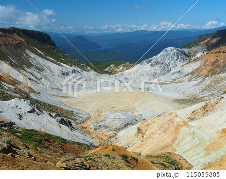 夏の安達太良山火口 夏の安達太良山火口 115059805