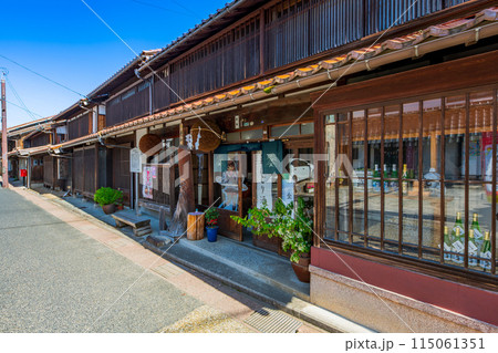 鳥取県　倉吉の町並み 115061351