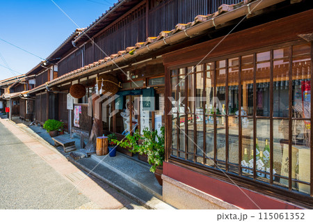 鳥取県　倉吉の町並み 115061352