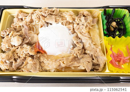 すき焼き弁当 115062541