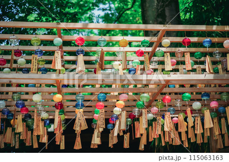 夏の美しい風鈴 115063163