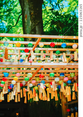 夏の美しい風鈴 115063165